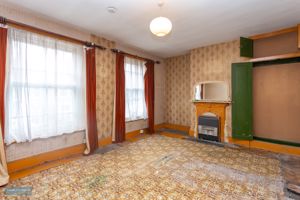 Bedroom- click for photo gallery